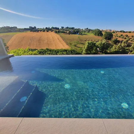 Casa Lunaria Porto SantʼElpidio