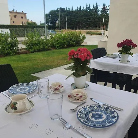 Casa Lunaria Porto SantʼElpidio