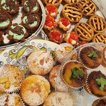 Casa Lunaria Bed & Breakfast